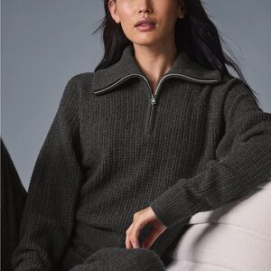 Alo - Cashmere Plush Waffle 1/4 Zip Pullover (XS - Dark Heather Grey)